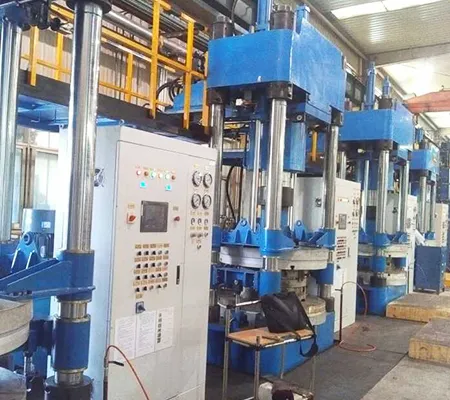 Presse de vulcanisation