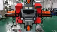 Extrudeuse duplex et Machine d'extrusion pour caoutchouc