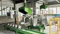 Système semi-automatique et entièrement automatique de dosage de petits produits chimiques